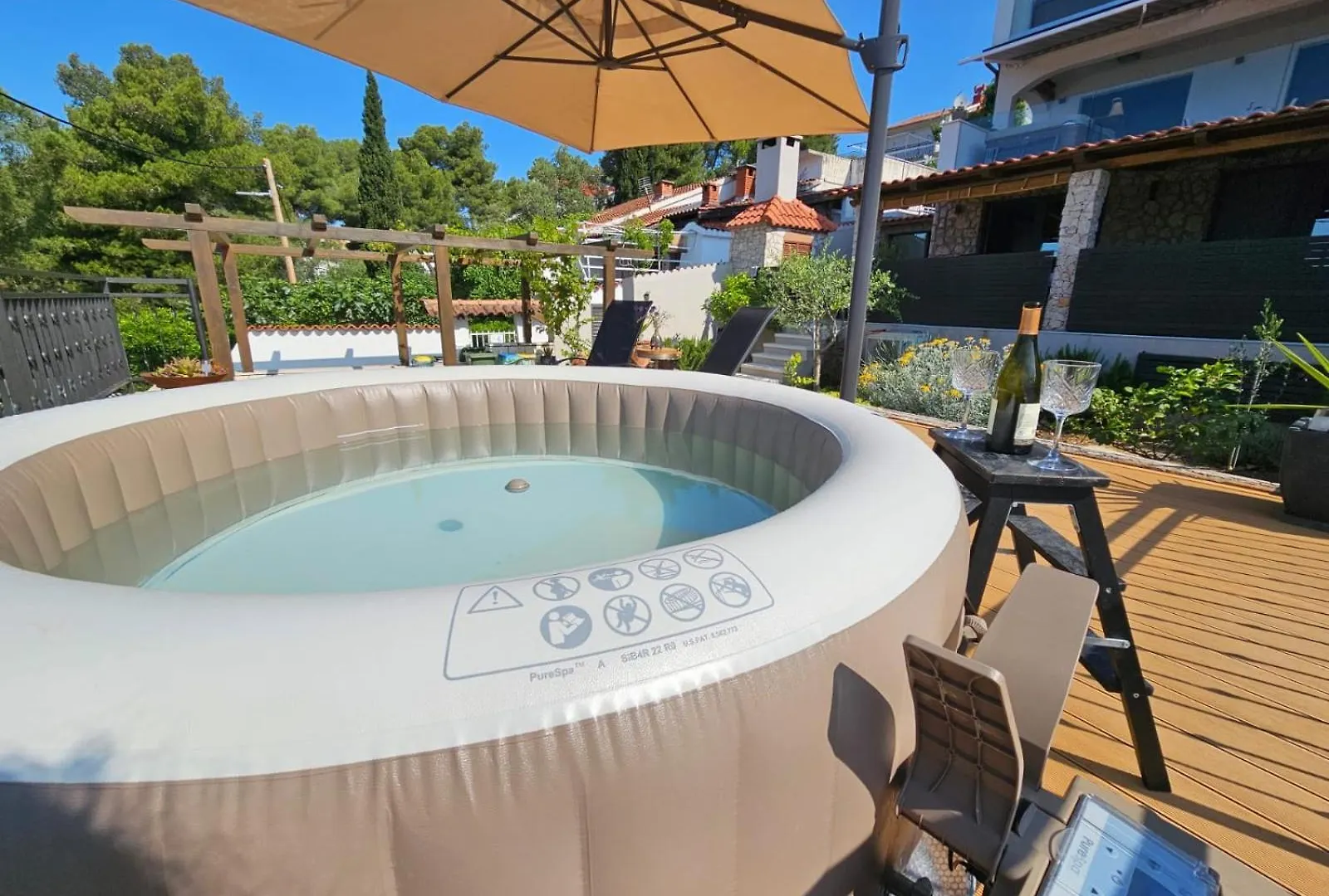 Paradiso Apartment With Private Jacuzzi And Terrace Trogir Croatia