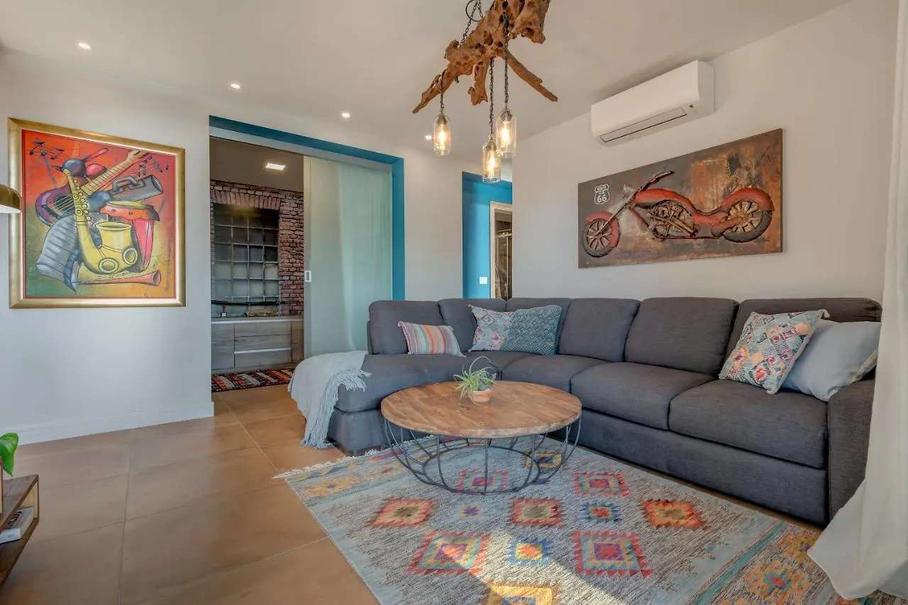 Paradiso Apartment With Private Jacuzzi And Terrace Trogir 0*,  Croatia