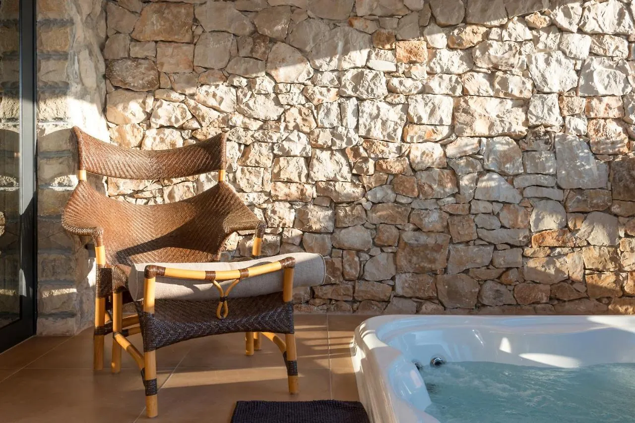 Paradiso Apartment With Private Jacuzzi And Terrace Trogir